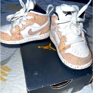 Jordan 1 Mid Se Tan/Multi-Color Toddler Size 4